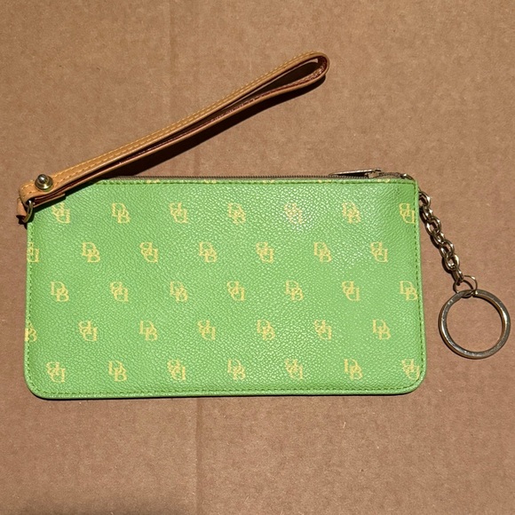 Dooney & Bourke Handbags - Dooney & Bourke Green Wristlet with Gold Accents Vintage